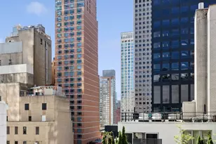 220 E 57th St, New York City, NY 10022 - Photo 7