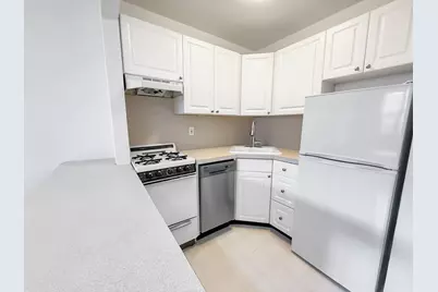 330 E 77th Street #5A, New York, NY 10075 - Photo 3