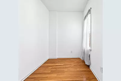60-31 56th Drive, New York City, NY 11378 - Photo 33