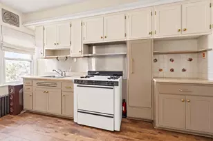 60-31 56th Dr, New York City, NY 11378 - Photo 13