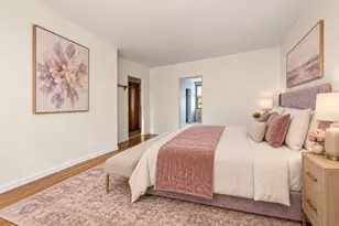 60-31 56th Dr, New York City, NY 11378 - Photo 39