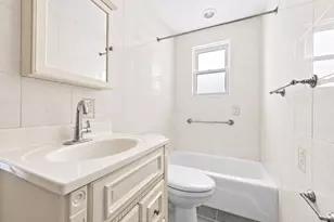 60-31 56th Dr, New York City, NY 11378 - Photo 45