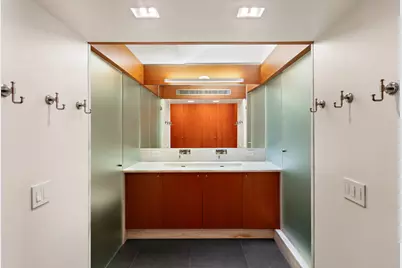 153 Chambers Street #5, New York, NY 10007 - Photo 21