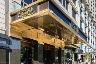 106 Central Park S, New York City, NY 10019 - Photo 23
