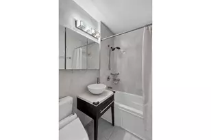 370 E 76th St, New York City, NY 10021 - Photo 5