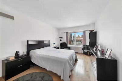 370 E 76th Street #C1209, New York City, NY 10021 - Photo 11