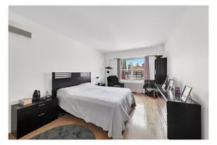 370 E 76th St, New York City, NY 10021 - Photo 11