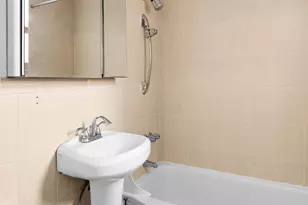 295 Bennett Ave, New York City, NY 10040 - Photo 7