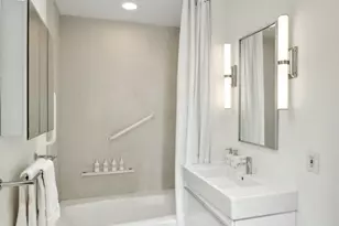 252 7th Ave, New York, NY 10001 - Photo 13