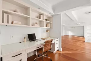 330 E 79th St, New York, NY 10075 - Photo 9