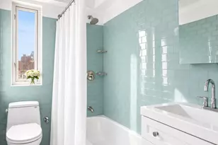 330 E 79th St, New York, NY 10075 - Photo 11