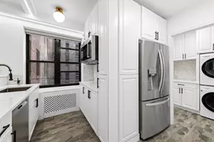 105 W 73rd St, New York, NY 10023 - Photo 5