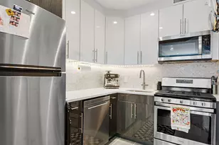 27-34 27th St, New York City, NY 11102 - Photo 3