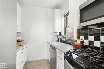 55 E End Avenue #16D, New York, NY 10028 - Photo 7