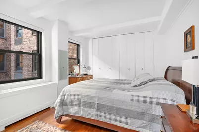 235 E 49th Street #8C, New York, NY 10017 - Photo 13