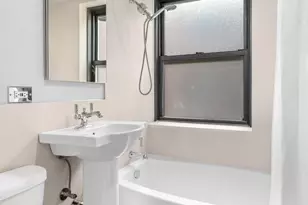 235 E 49th St, New York City, NY 10017 - Photo 5