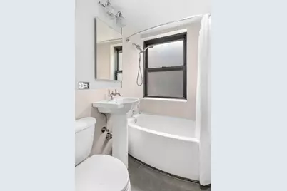 235 E 49th Street #8C, New York City, NY 10017 - Photo 5