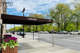 25 Central Prk W, New York City, NY 10023 - Photo 15