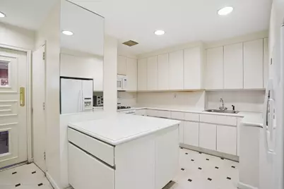 350 E 72nd Street #3, New York, NY 10021 - Photo 5