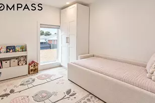 2811 Brown St, New York City, NY 11235 - Photo 9