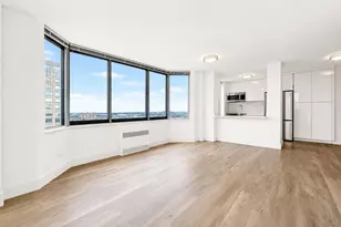 1735 York Ave, New York City, NY 10128 - Photo 3