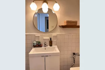 616 E 18th Street #5G, New York City, NY 11226 - Photo 9