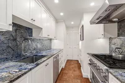 650 Park Avenue #12C, New York, NY 10065 - Photo 5