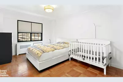 240 E 76th Street #6S, New York, NY 10021 - Photo 3
