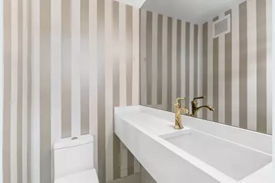 160 E 65th Street #16C, New York City, NY 10065 - Photo 11