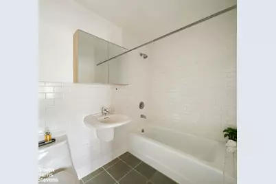 292 Ainslie Street #2F, New York City, NY 11211 - Photo 7