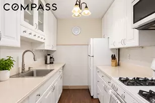 255 Clinton St, Brooklyn, NY 10002 - Photo 3