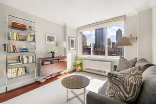 350 E 82nd St, New York City, NY 10028 - Photo 11