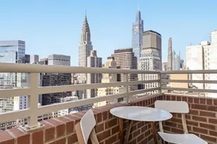 236 E 47th St, New York City, NY 10017 - Photo 11
