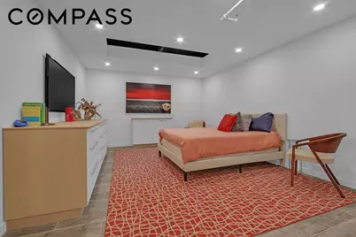 111 E 19th Street, New York, NY 10003 - Photo 15