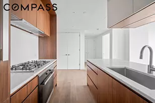 21-30 44th Dr, Long Island City, NY 11101 - Photo 5