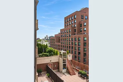 4-74 48th Avenue #7M, New York City, NY 11109 - Photo 3