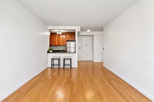4-74 48th Ave, New York City, NY 11109 - Photo 5