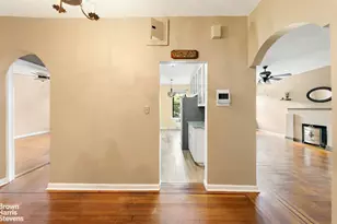 7119 Shore Rd, Brooklyn, NY 11209 - Photo 9