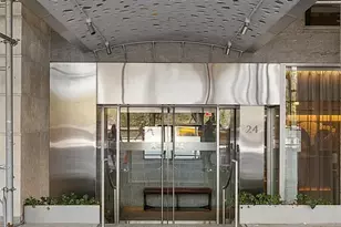 24 Central Park S, New York City, NY 10019 - Photo 7