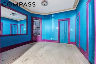 21-44 45th Rd, New York City, NY 11101 - Photo 5