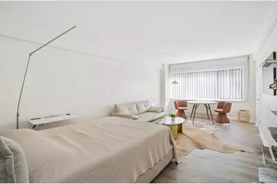 310 W 56th Street #6J, New York City, NY 10019 - Photo 5
