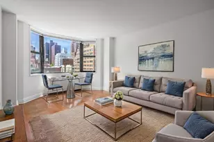 400 E 71st St, New York City, NY 10021 - Photo 1