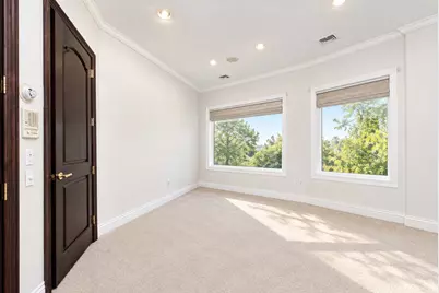 150 Nicolosi Drive, New York, NY 10312 - Photo 39