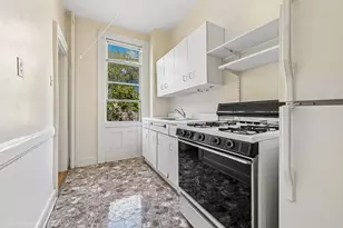 35 Melrose St, New York City, NY 11206 - Photo 9