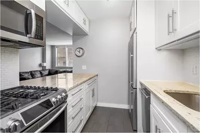 201 E 36th Street #8B, New York City, NY 10016 - Photo 3