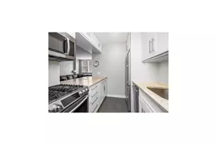 201 E 36th St, New York City, NY 10016 - Photo 3