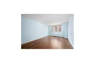 201 E 36th St, New York City, NY 10016 - Photo 5