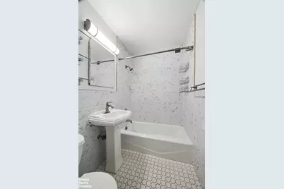101 W 12th Street #20B, New York, NY 10011 - Photo 5