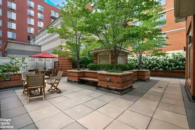 310 W 120th Street #5C, New York, NY 10026 - Photo 7