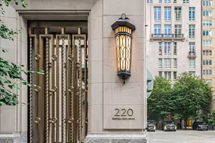 220 Central Park S, New York City, NY 10019 - Photo 17